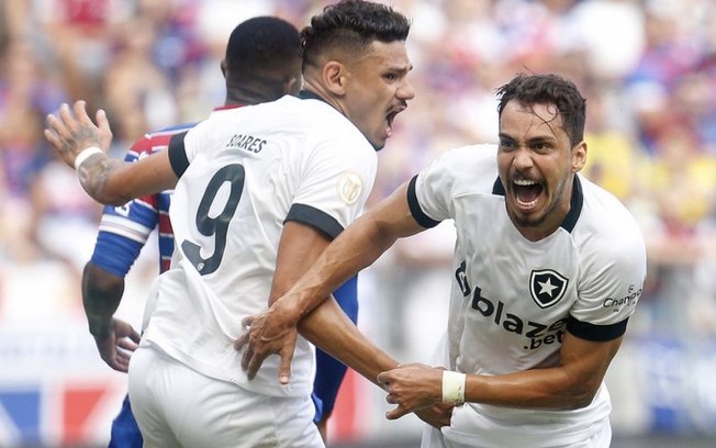 Eduardo abre contagem de gols no Botafogo e inicia parceria com Tiquinho