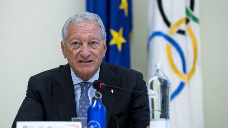Luciano Buonfiglio, ex-canoísta e atual presidente do Comitê Olímpico Italiano