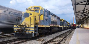 Locomotivas da década de 60 estão sendo recuperadas em Cruzeiro