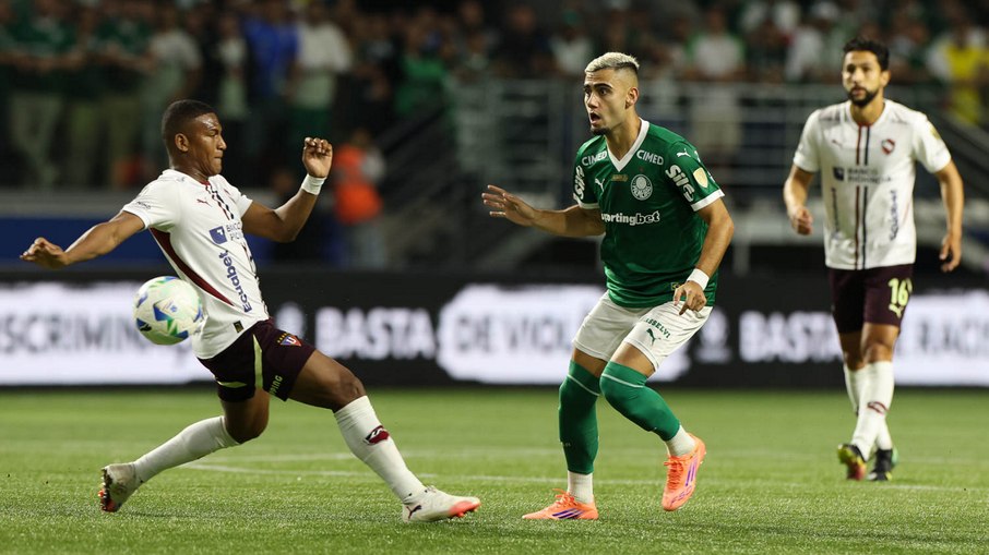 Palmeiras na final gera revolta de rivais contra próprios clubes Palmeiras na final gera revolta de rivais contra próprios clubes