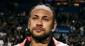 Coincidência? Neymar marca evento em dia de jogo do Brasil