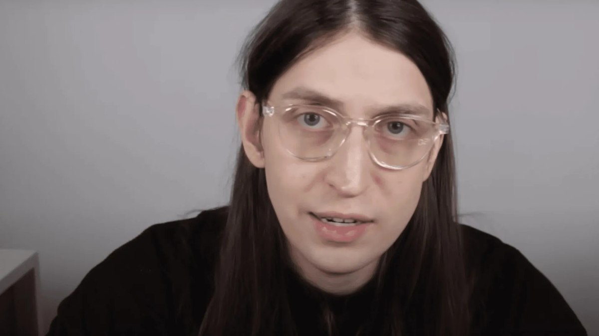 Felca recebe onda de mensagens após prisão de Hytalo Santos Felca recebe onda de mensagens após prisão de Hytalo Santos