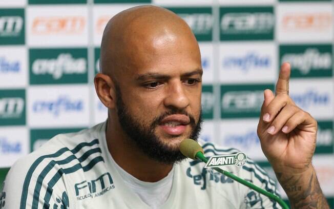 Felipe Melo defendeu o estilo de jogo do Palmeiras