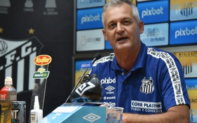 Rueda elogia Lisca e espera manter técnico até o final do mandato