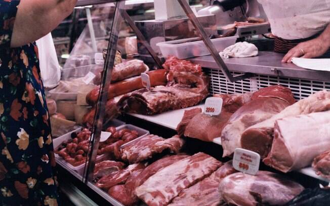 Após escândalo da Operação Carne Fraca, população evita consumo de carne com medo de câncer