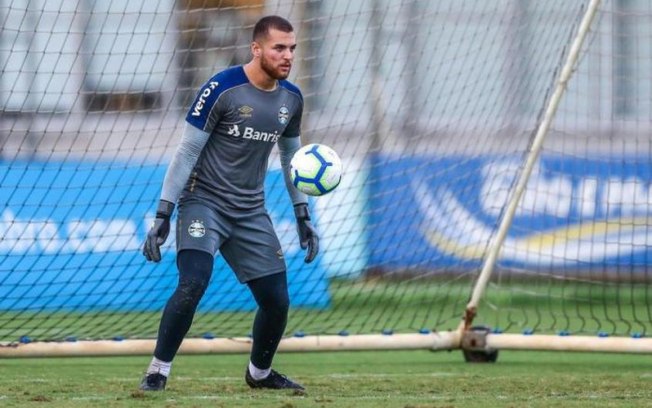 Grêmio acerta saída de jovem goleiro para o futebol português