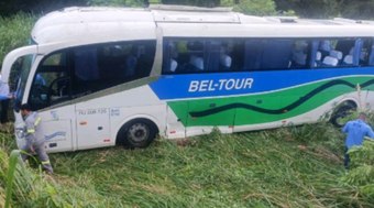 Rio-Santos: Acidente de ônibus em Itaguaí deixa 25 feridos