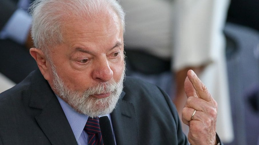 Lula decreta lei que autoriza a ozonioterapia em todo o país