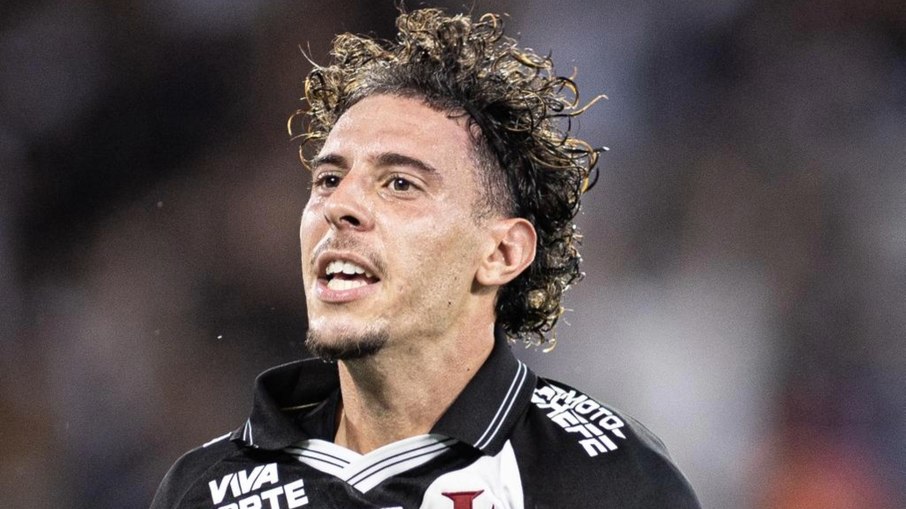 Nuno Moereira empatou para o Vasco contra o Corinthians