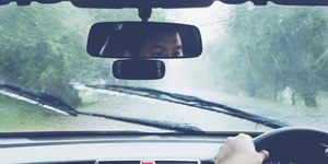 Neblina nas estradas exige atenção redobrada de motoristas