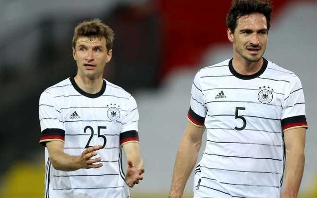 Thomas Muller e Mats Hummels estão entre os investidores que vão administrar o Estrela Amadora Thomas Muller e Mats Hummels estão entre os investidores que vão administrar o Estrela Amadora
