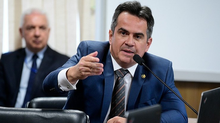 PF faz buscas contra Ciro Nogueira em operação do caso Master
