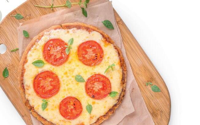 A pizza de frigideira é uma opção mais fácil e barata da tradicional