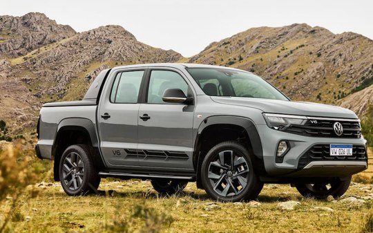 VW Amarok V6 ganha novo visual para o mercado brasileiro