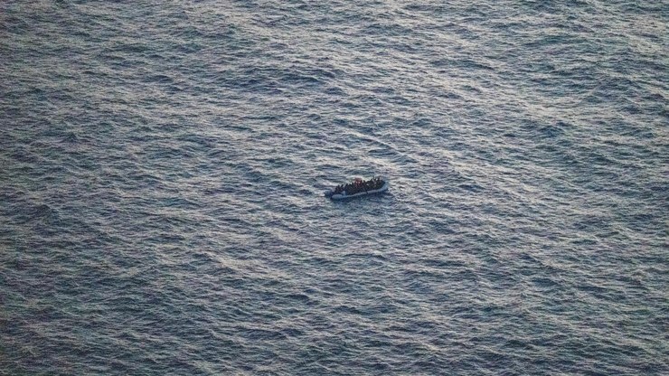 Naufrágio no Mediterrâneo deixa 116 mortos e um sobrevivente