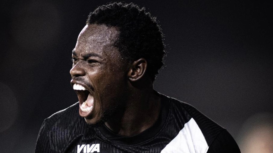 Andrés Gómez fez o gol da virada vascaína