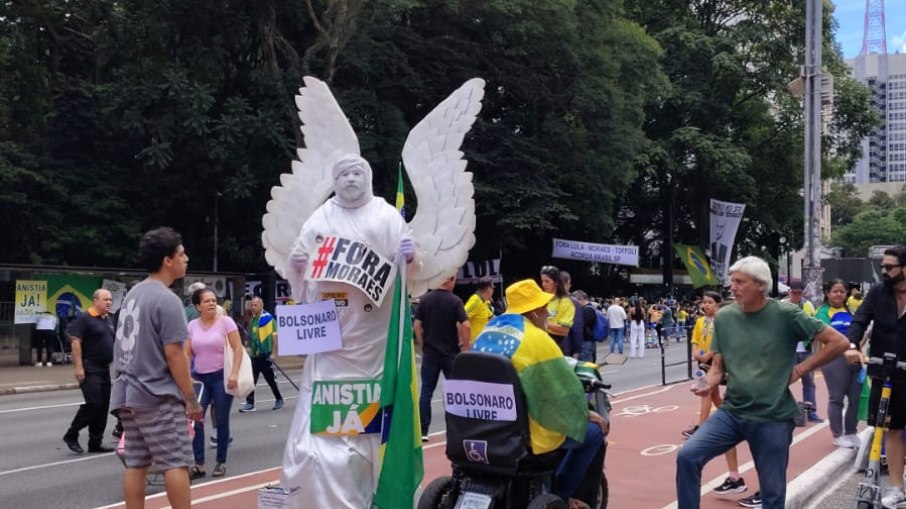 A manifestação “Acorda, Brasil” é realizada neste domingo (01) em diversas regiões do país