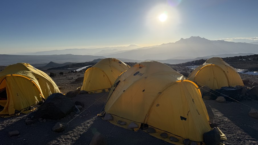 Acampamento base do Coropuna, Peru