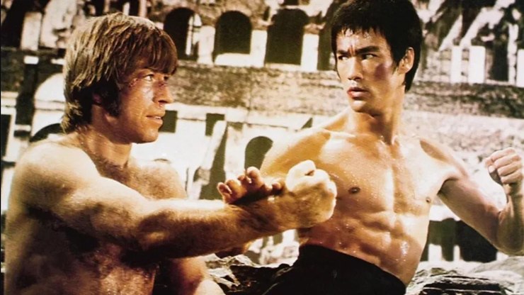 Morte de Chuck Norris relembra luta com Bruce Lee