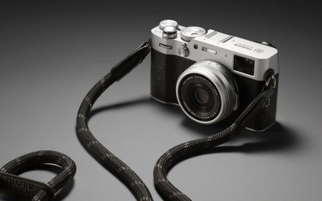 Fujifilm lança câmera X100VI com sensor de 40 MP e novo processador