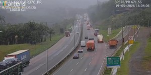 VÍDEO: caminhão evita acidente com área de escape na BR-376 no PR