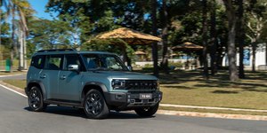 Jetour T2 4x4 chega por R$ 340 mil com "potência polêmica"