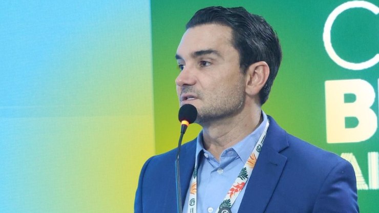 Executiva%20Nacional%20do%20Uni%C3%A3o%20Brasil%20oficializa%20expuls%C3%A3o%20de%20Sabino