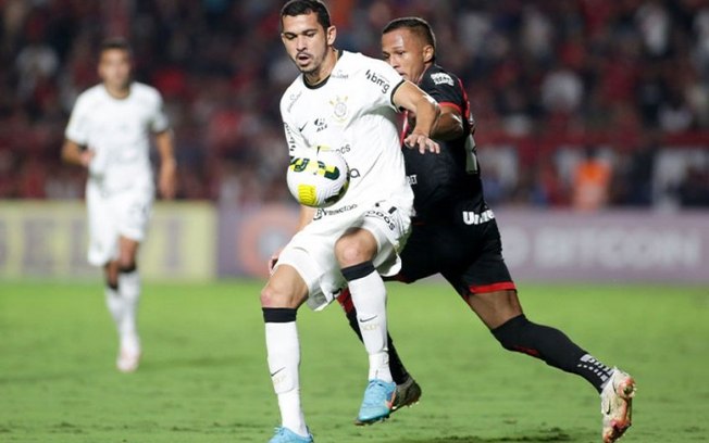 Torcida do Corinthians esgota ingressos para jogo de ida contra o Atlético-GO na Copa do Brasil