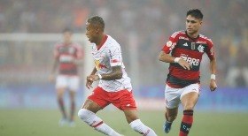 Red Bull Bragantino recebe o Flamengo no Brasileirão