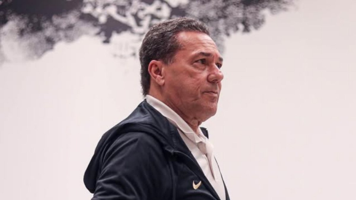 Luxemburgo defende Neymar e revela proposta do Santa Cruz