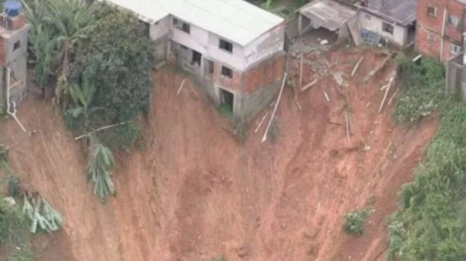 Chuvas em São Paulo causam deslizamentos de terra no estado