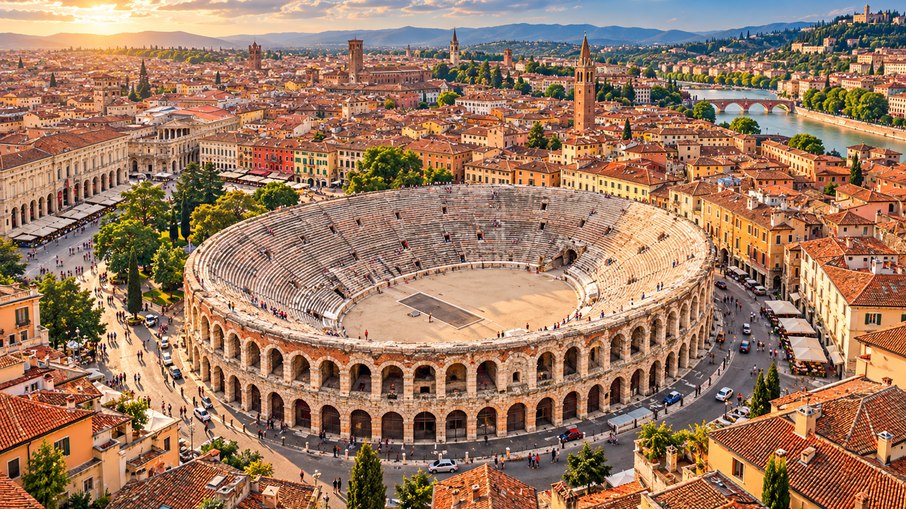 A cidade que tem uma arena mais antiga que o Coliseu A cidade que tem uma arena mais antiga que o Coliseu