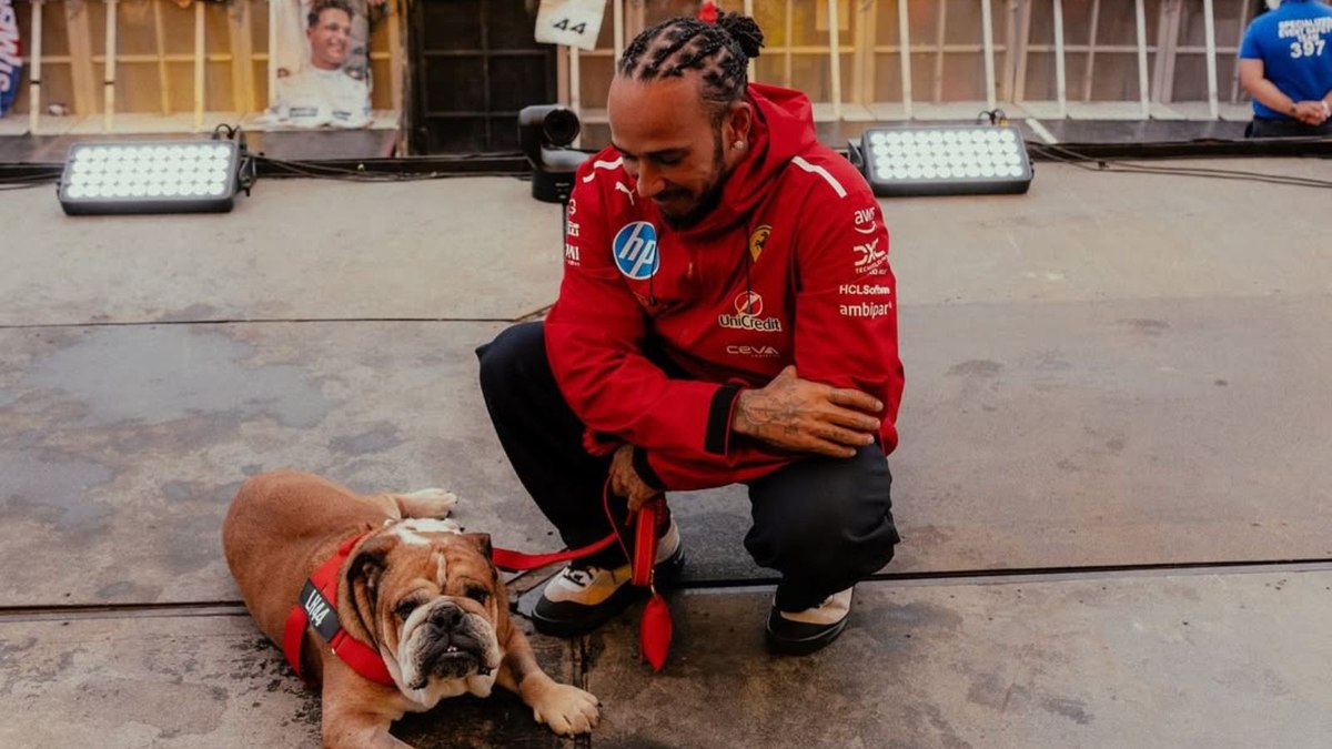 Hamilton agradece carinho de fãs após falecimento de Roscoe Hamilton agradece carinho de fãs após falecimento de Roscoe