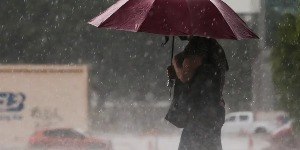 Frente fria chega pela Argentina e deve trazer chuva ainda hoje