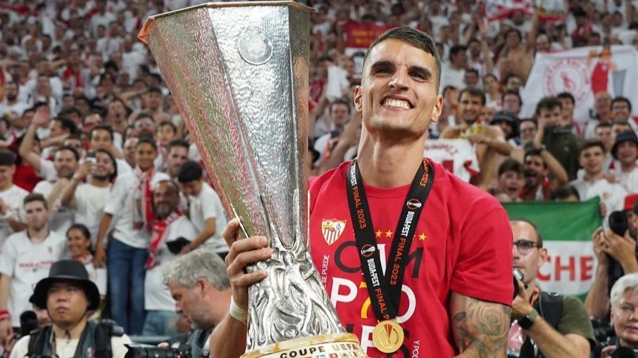 São Paulo analisa investida em Erik Lamela, do Sevilla