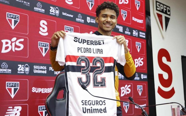 Pedro Lima já está regularizado e treinou com o elenco Pedro Lima já está regularizado e treinou com o elenco