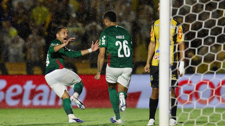 Sob chuva, Palmeiras vence Novorizontino e conquista o Paulistão