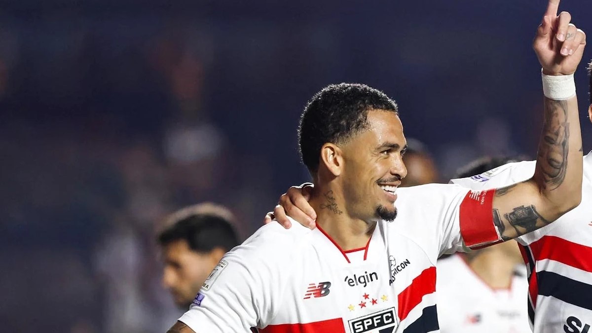São Paulo Vence Bragantino por 2 a 1 e Acaba com Jejum no Brasileirão