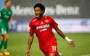 Spartak Moscou processa torcedor do CSKA por comentário racista sobre Luiz  Adriano, diz emissora, futebol internacional