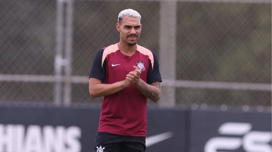 Matheuzinho, lateral do Corinthians