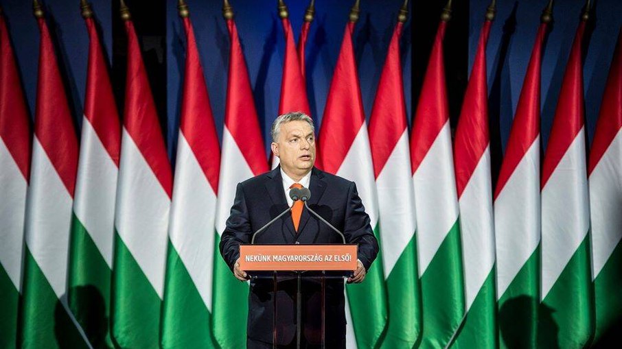 Parlamento Europeu afirma que Hungria se tornou uma autocracia eleitoral