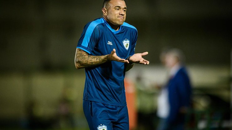 Agora técnico, ex-Timão e Botafogo conquista 2ª Série C seguida