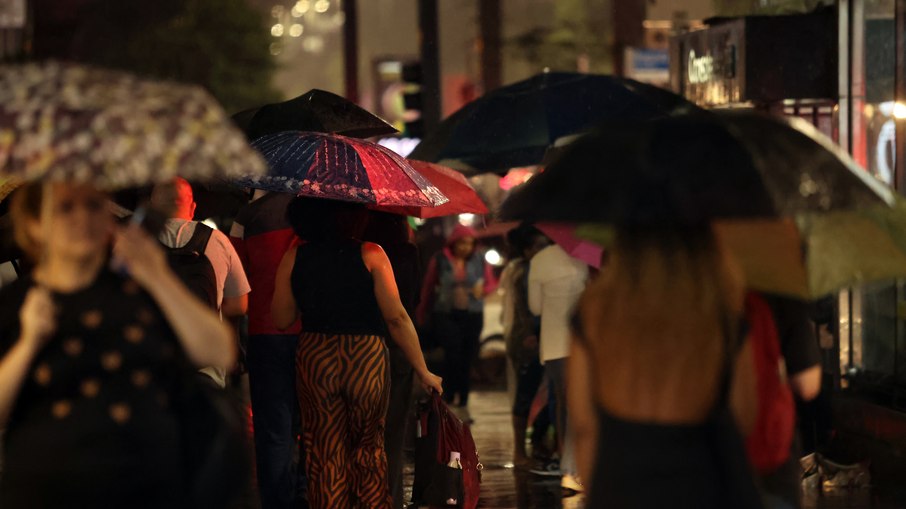 Chuva forte afeta a população de São Paulo Chuva forte afeta a população de São Paulo