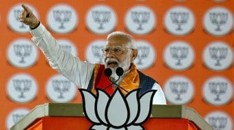 Modi se aproxima da vitória, mas enfraquecido no parlamento
