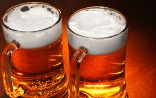 Bares dão cerveja grátis por vitória de brasileiros no Mundial