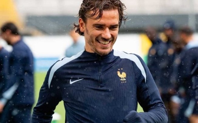 Antoine Griezmann se torna embaixador de fornecedora esportiva Antoine Griezmann se torna embaixador de fornecedora esportiva