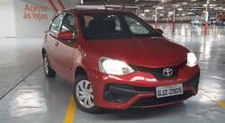 Toyota Etios Ready 1.5 automático, já com cara nova, vai bem no dia a dia