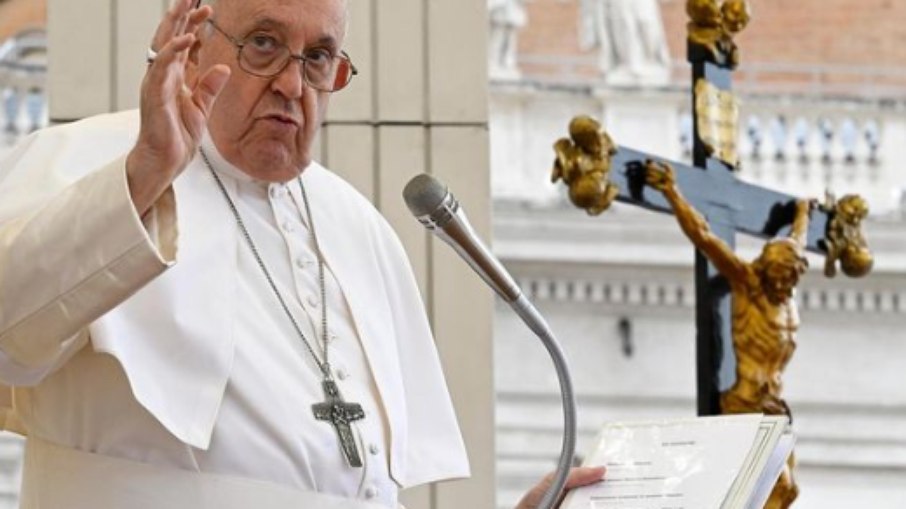 Papa Francisco durante um pronunciamento no Vaticano