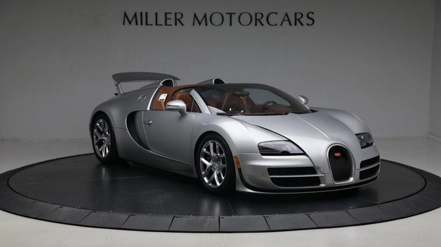 Bugatti Veyron Grand Sport Vitesse 2015 Bugatti Veyron Grand Sport Vitesse 2015