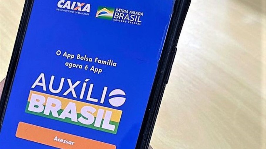  Auxílio Brasil sobe para R$ 600